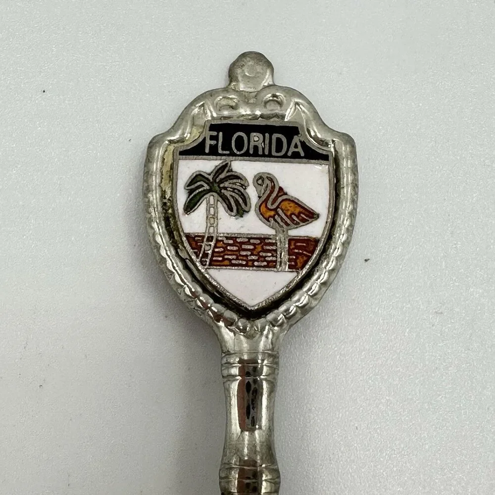 Lot of 12 Collector Souvenir Spoons US Vegas, GA, Key Largo, TX,‎ CA, FL, Jekyll